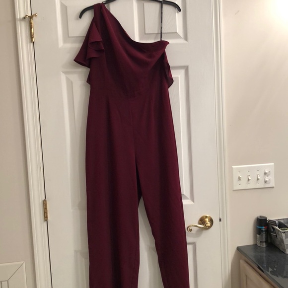 BB Dakota Dresses & Skirts - ✨LIKE NEW! One shoulder maroon BB Dakota pantsuit